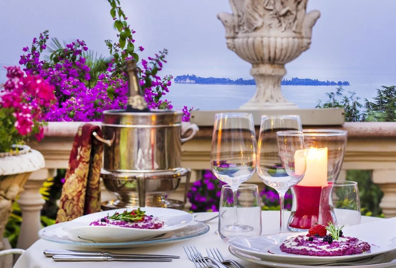 Park Hotel Ville Montefiori Gardone Riviera 4*,
