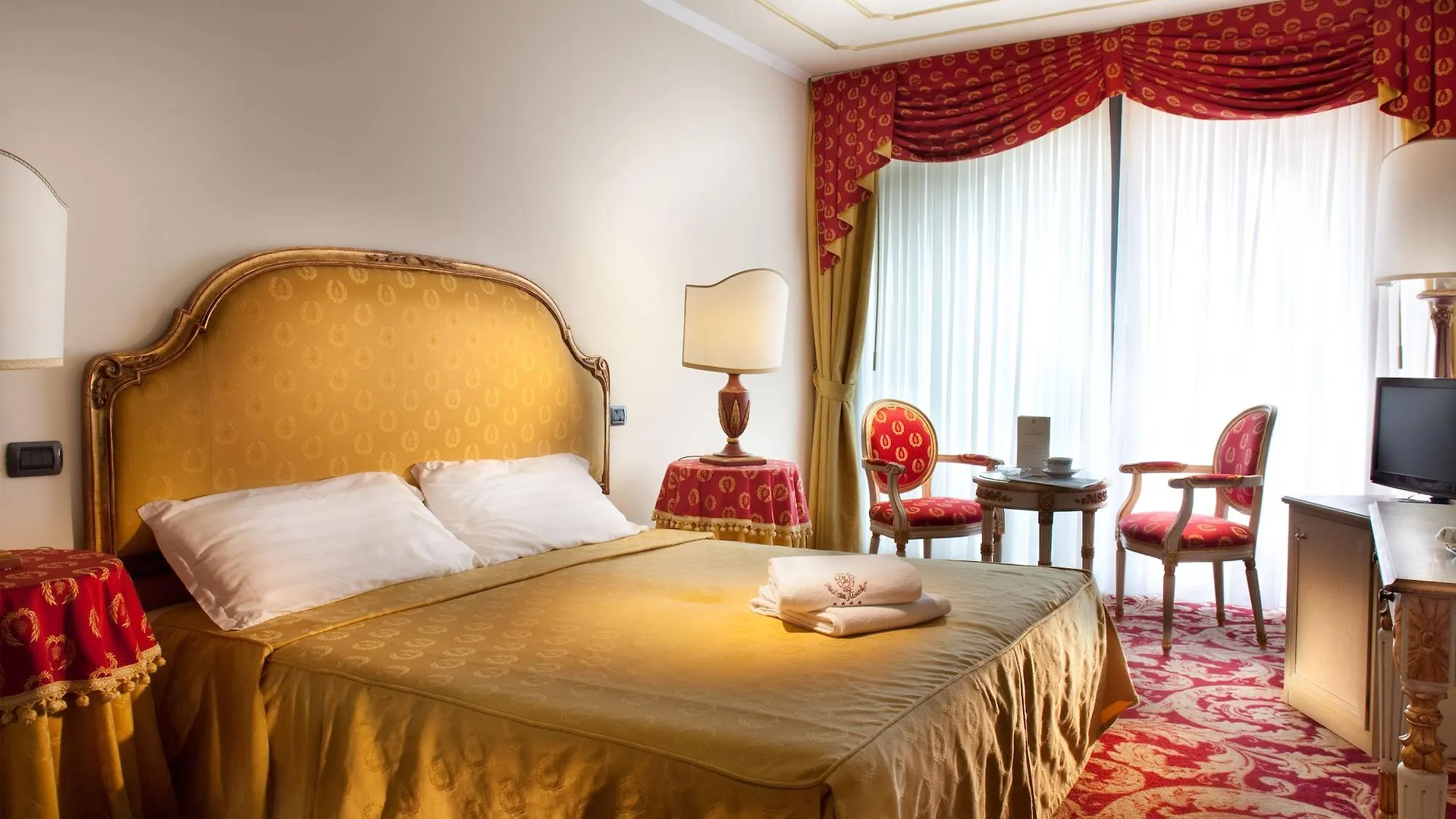 Park Hotel Ville Montefiori Gardone Riviera 4*,  Italia