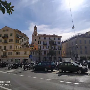 https://le-camere-dei-fiori.hotelitalianriviera.com