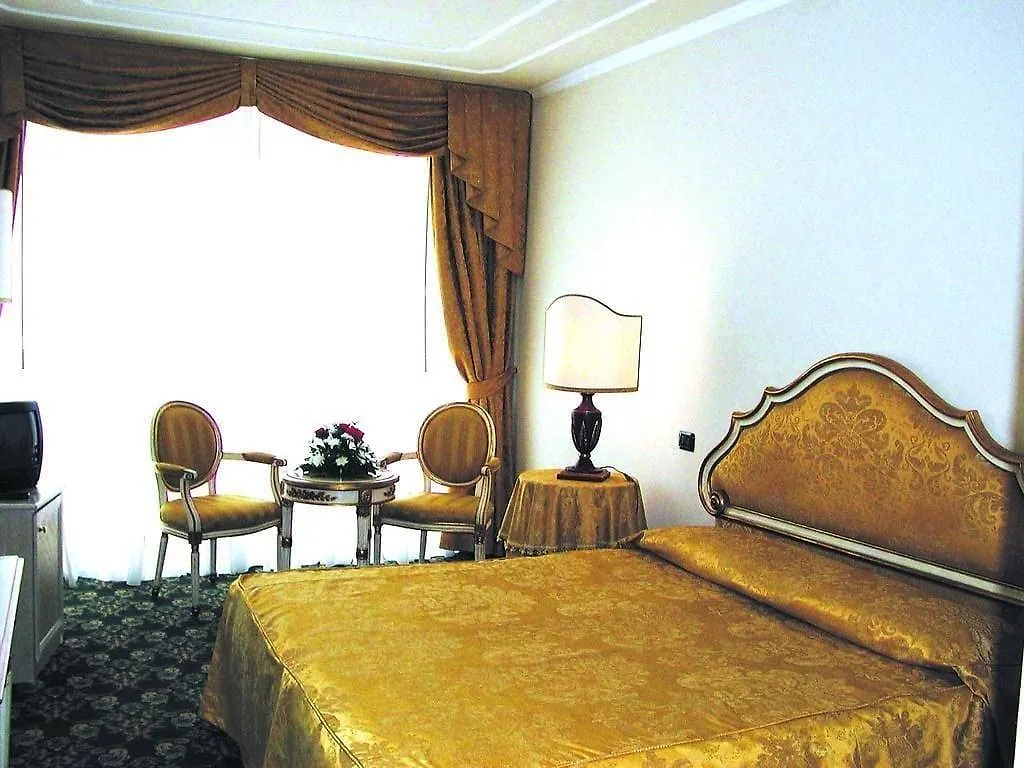 Park Hotel Ville Montefiori Gardone Riviera